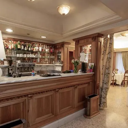 Hotel Ristorante Ca' Nova 3*