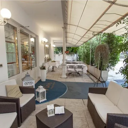 Hotel Ristorante Ca' Nova 3*