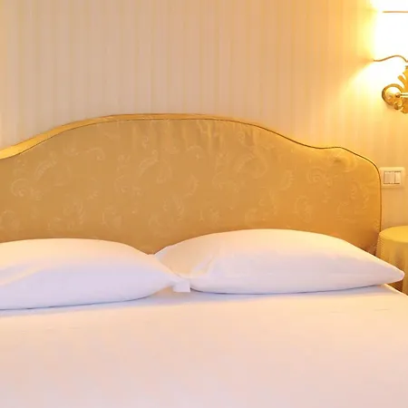 ホテル Ristorante Ca' Nova