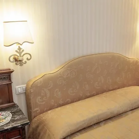 Ristorante Ca' Nova מלון