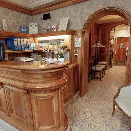 فندق Ristorante Ca' Nova 3*